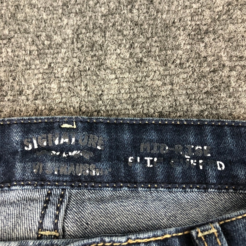 Signature by Levi Strauss & Co Mid Rise Straight Leg Dark Wash Jean Women 10 W30 - Picture 3 of 11